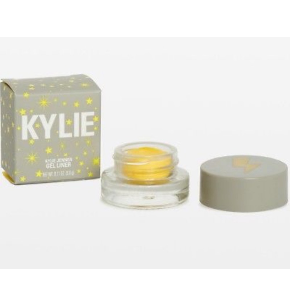 Kylie Jenner Weather collection  yellow eyeliner.